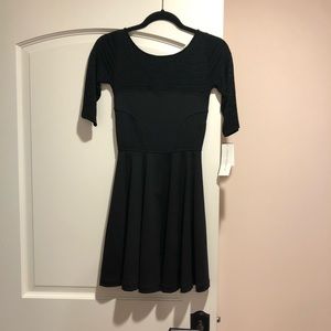 ✨NEW ✨French connection black 3/4 sleeve dress
